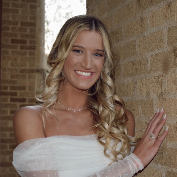 Meet your Posher, Carson - Picture 1 of 1